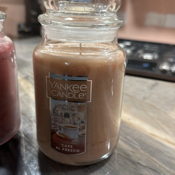 Yankee Candle- Cafe Al Fresco - Picture 3 of 3